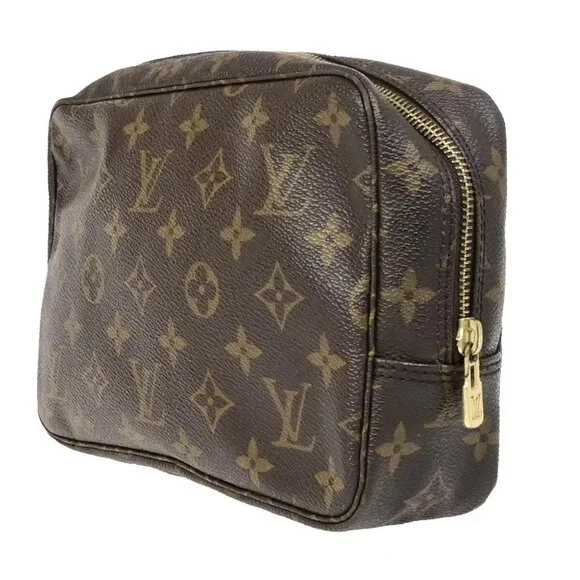 LOUIS VUITTON Trousse Toilette 23 Clutch Hand Bag Monogram Brown